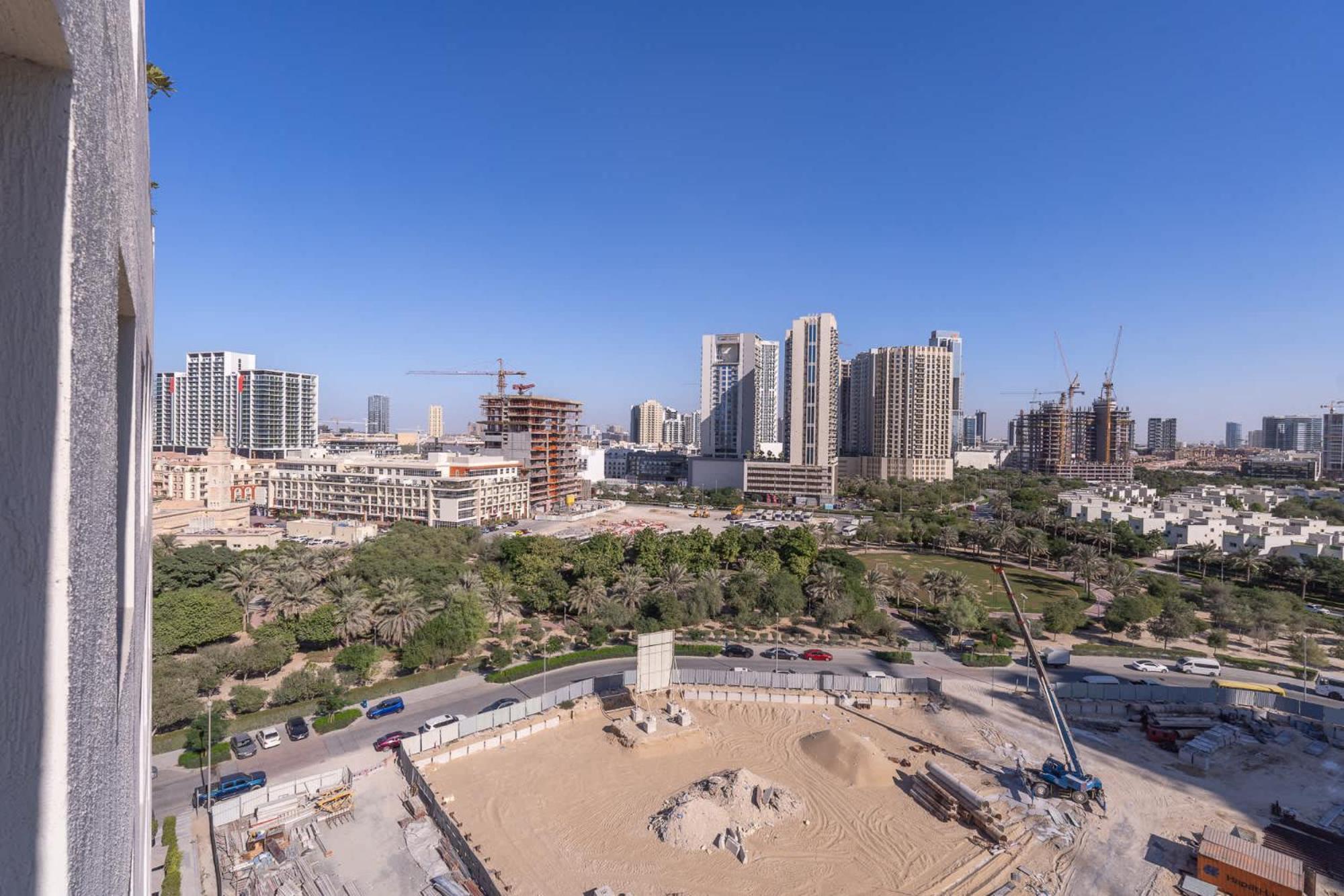 Apartment Exceptional In Rokane G25 Good For 2 Dubai