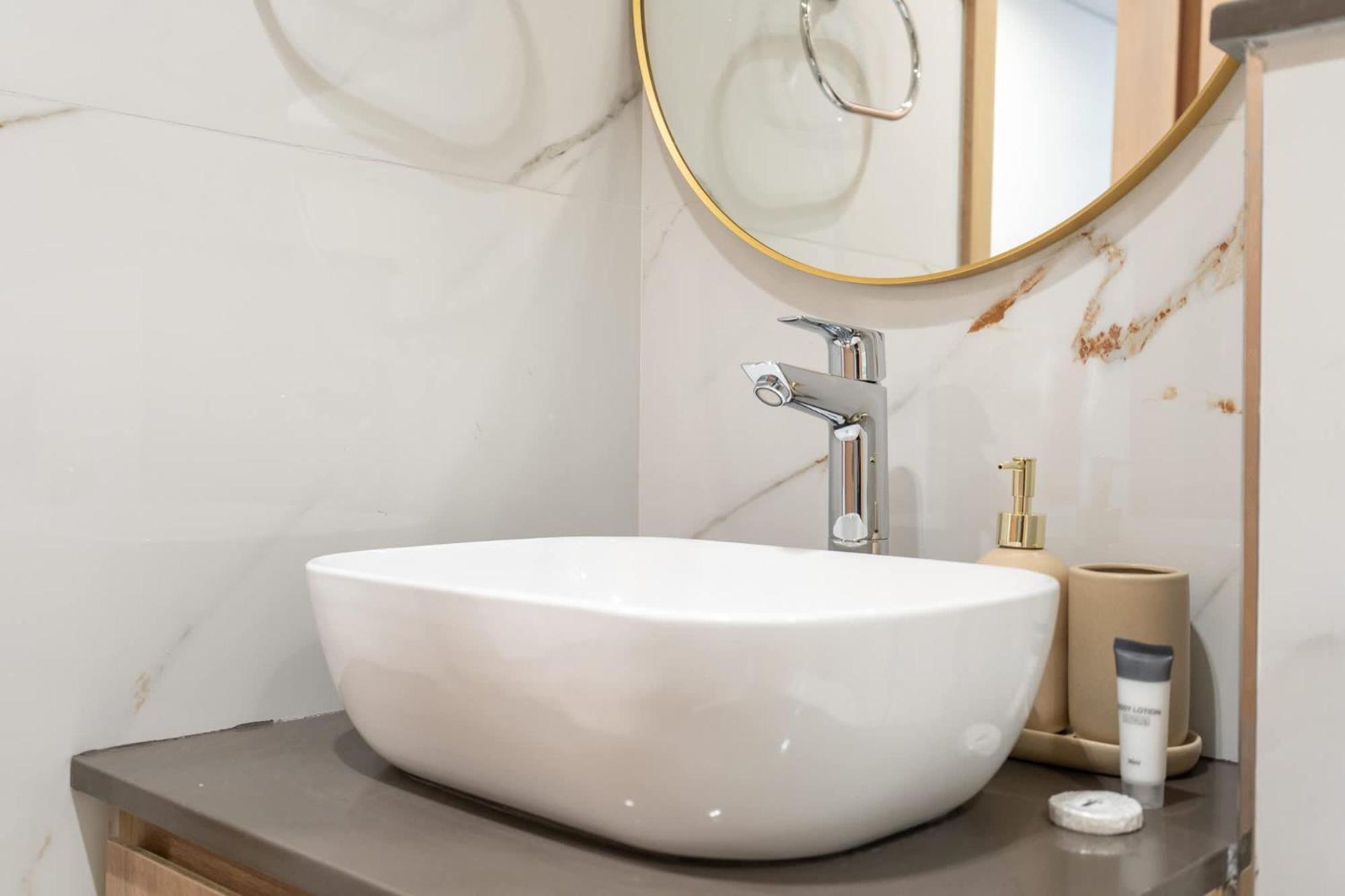 Apartment Exceptional In Rokane G25 Good For 2 *